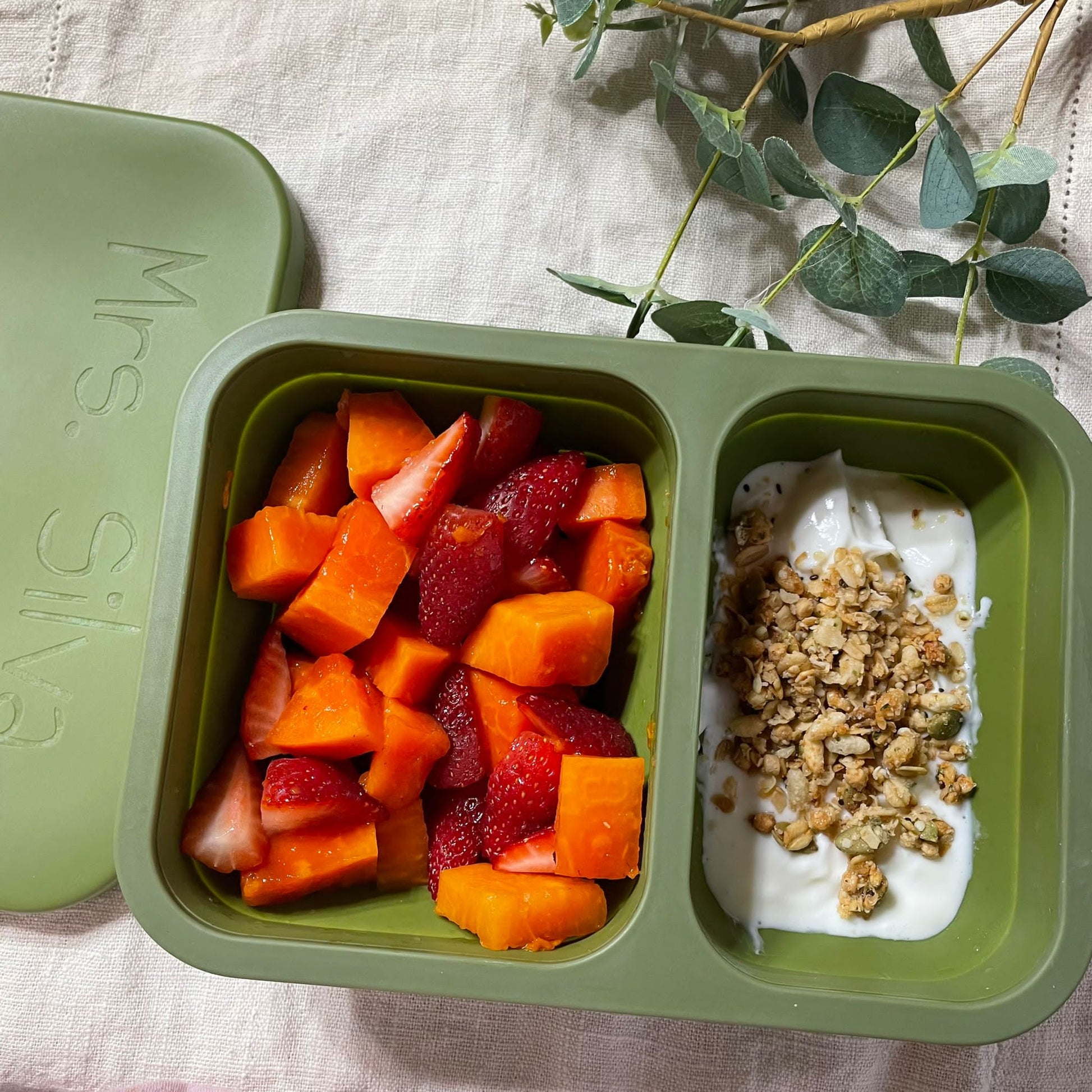 Quick and Easy Meal Prep Bento Boxes for On-the-Go Clean Eating!